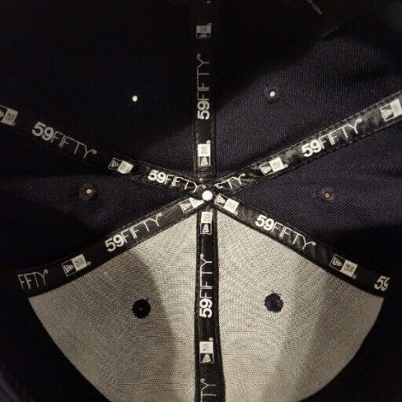 New Era Notre Dame Fighting Irish Navy blue hat‎ 59fifty fitted Men's Size 7 7/8 - Picture 8 of 8